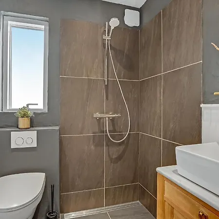 Σπίτι διακοπών Beautiful In With Sauna